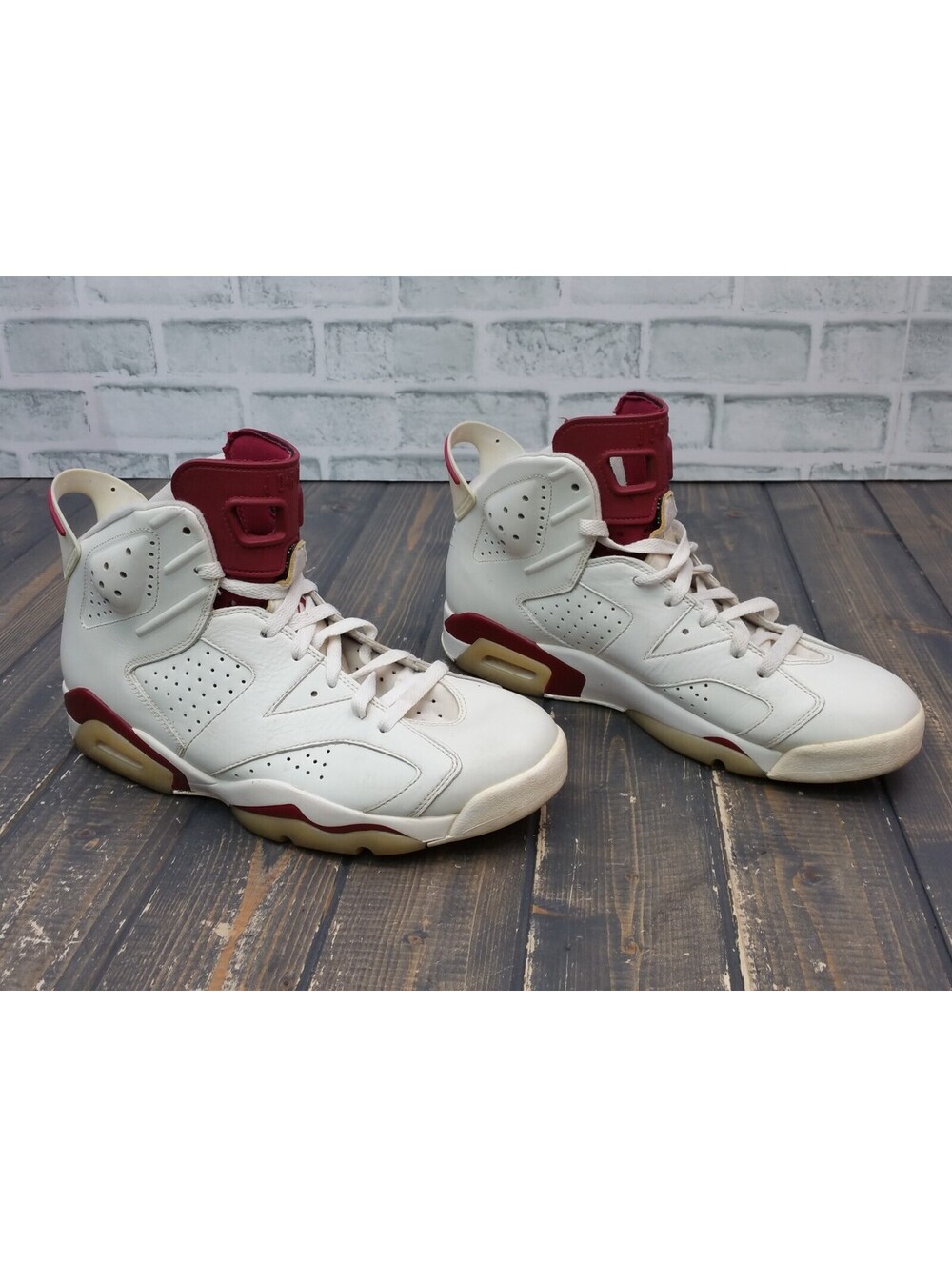 Nike Air Jordan 6 Retro Maroon 2015 Size 10 384664–116 OG VI White Maroon